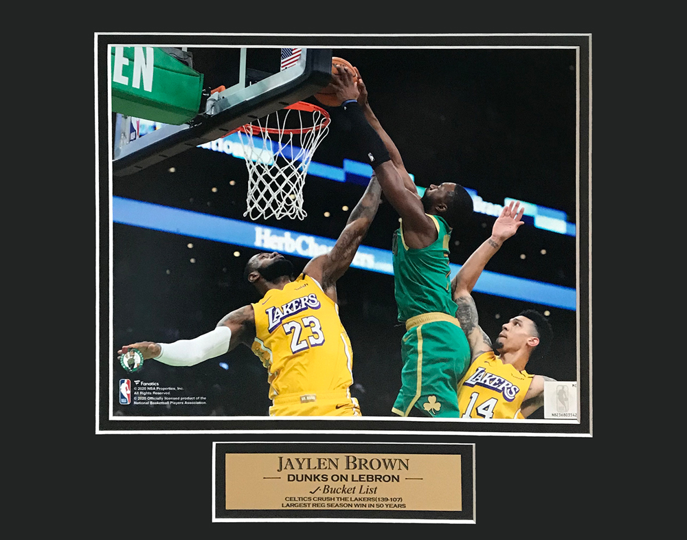 Gordon Hayward Signed 16x20 Boston Celtics Dunk Photo Fanatics