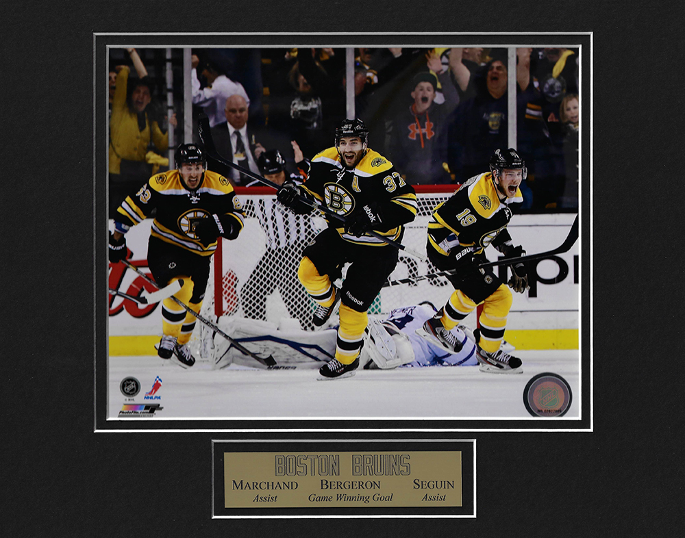 Brad Marchand & Patrice Bergeron Signed Bruins Jersey (New England Picture)