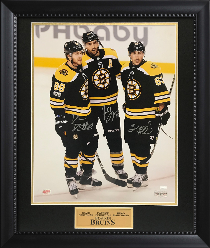 Patrice Bergeron Boston Bruins Signed Autographed Face Off Crosby Penguins 16x20 