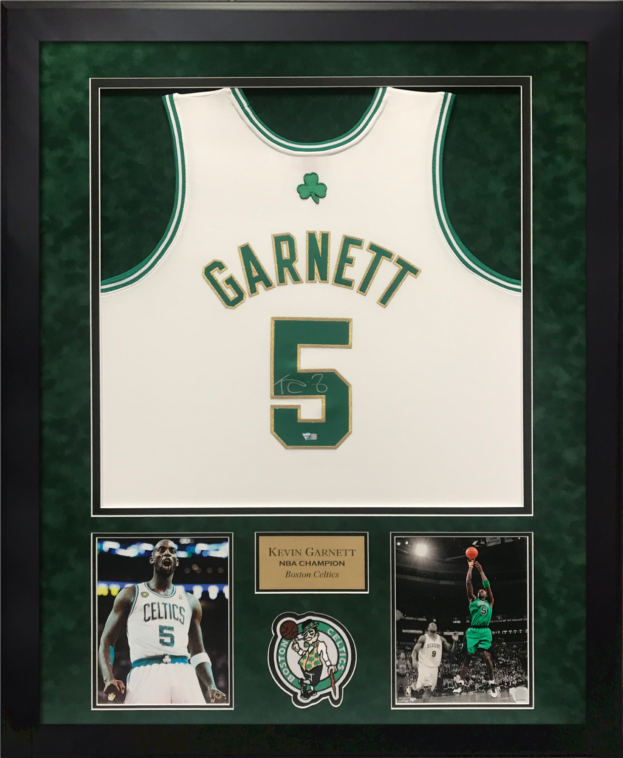 FRAMED Autographed/Signed KEVIN GARNETT 33x42 T-Wolves White Jersey Fa – Super Sports Center