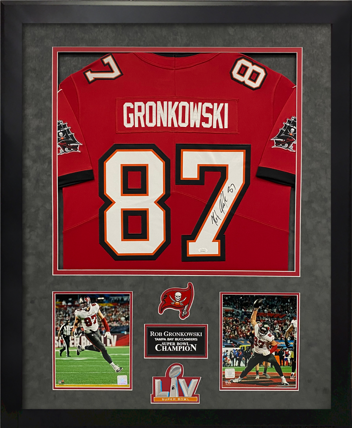 bucs red jersey