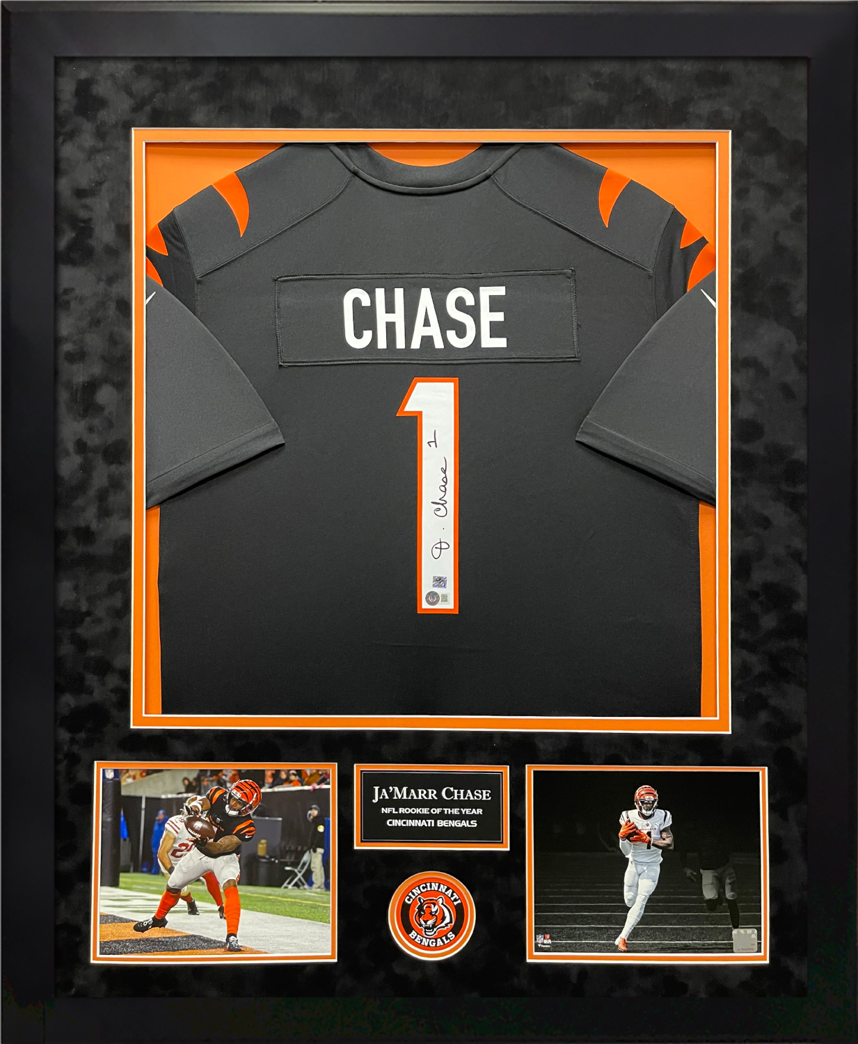 Ja'Marr Chase Autograph Black Bengals Jersey Framed 37x45 - New