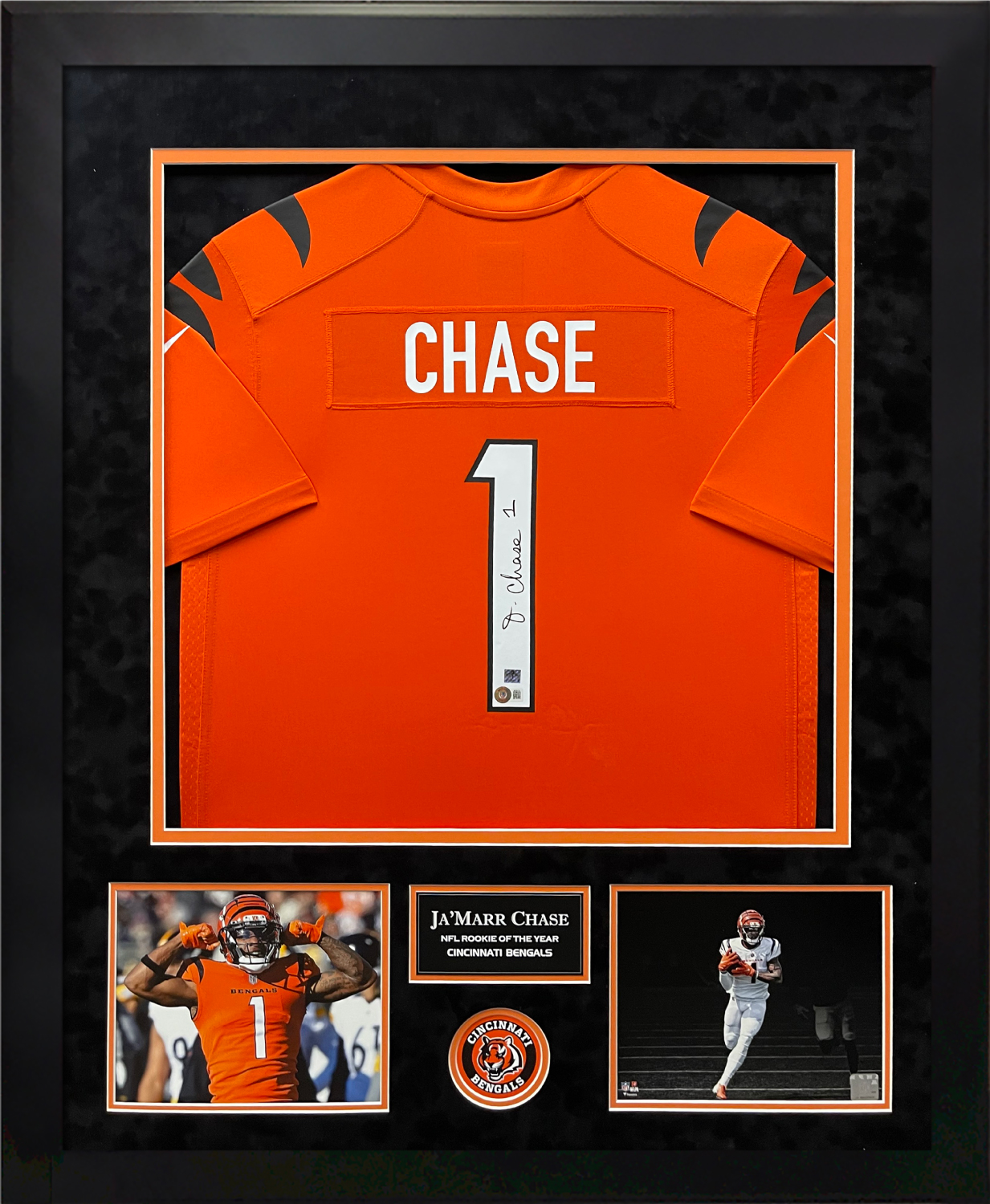 Ja'Mar Chase Autograph Orange Bengals Jersey Framed 37x45 - New England  Picture