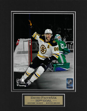 NHL SportsPicks Boston Bruins David Pastrnak 7-Inch Scale Posed Figure Case  of 6
